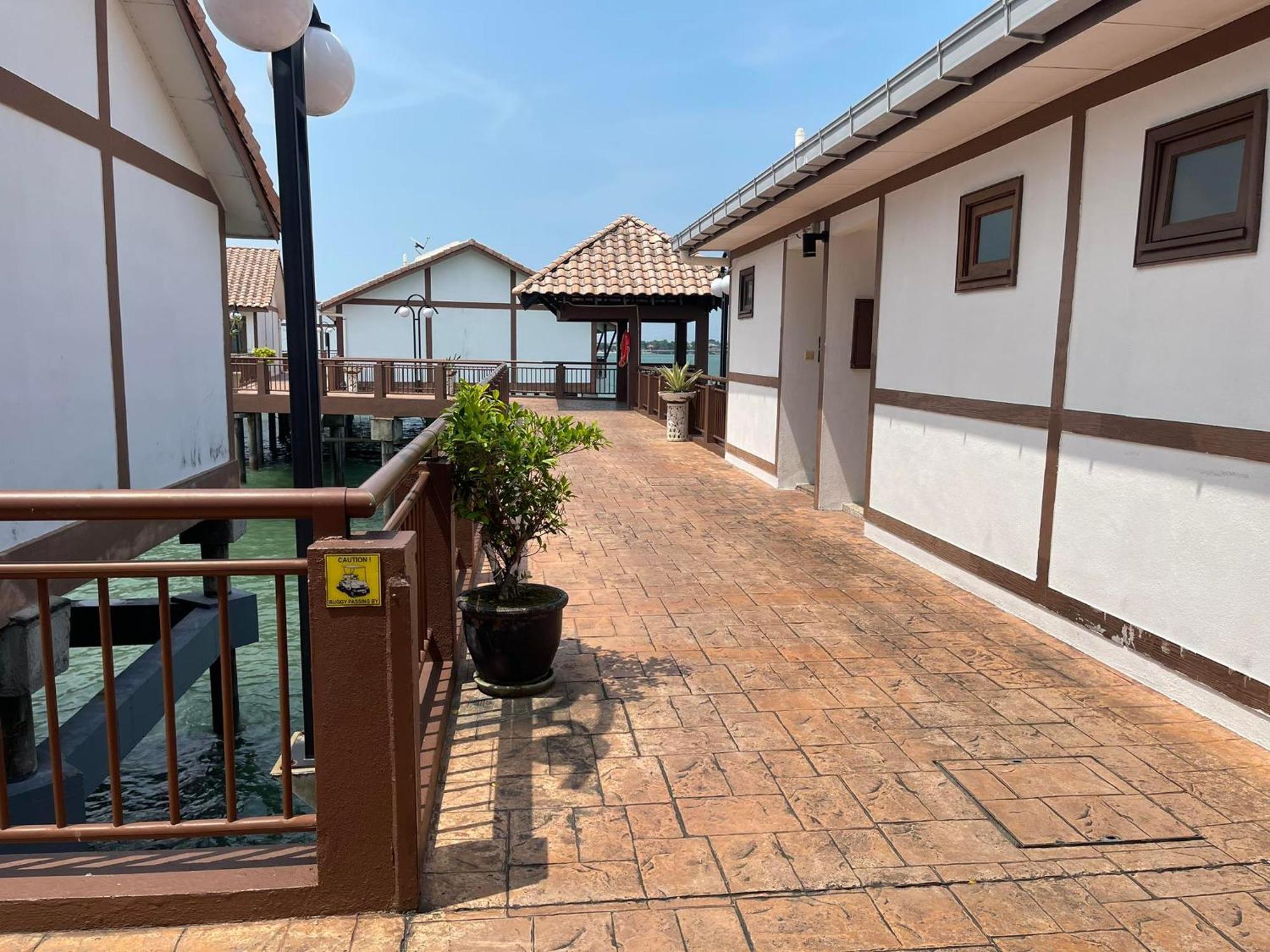 Water Chalet Port Dickson- Private Zewnętrze zdjęcie